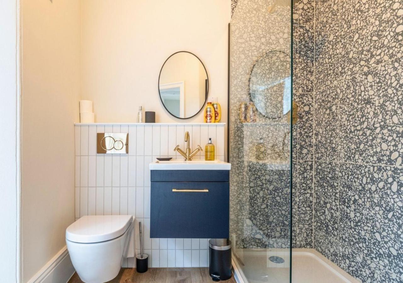 شقة Hitchmans Mews - Stunning 2Bd In Chipping Norton! المظهر الخارجي الصورة