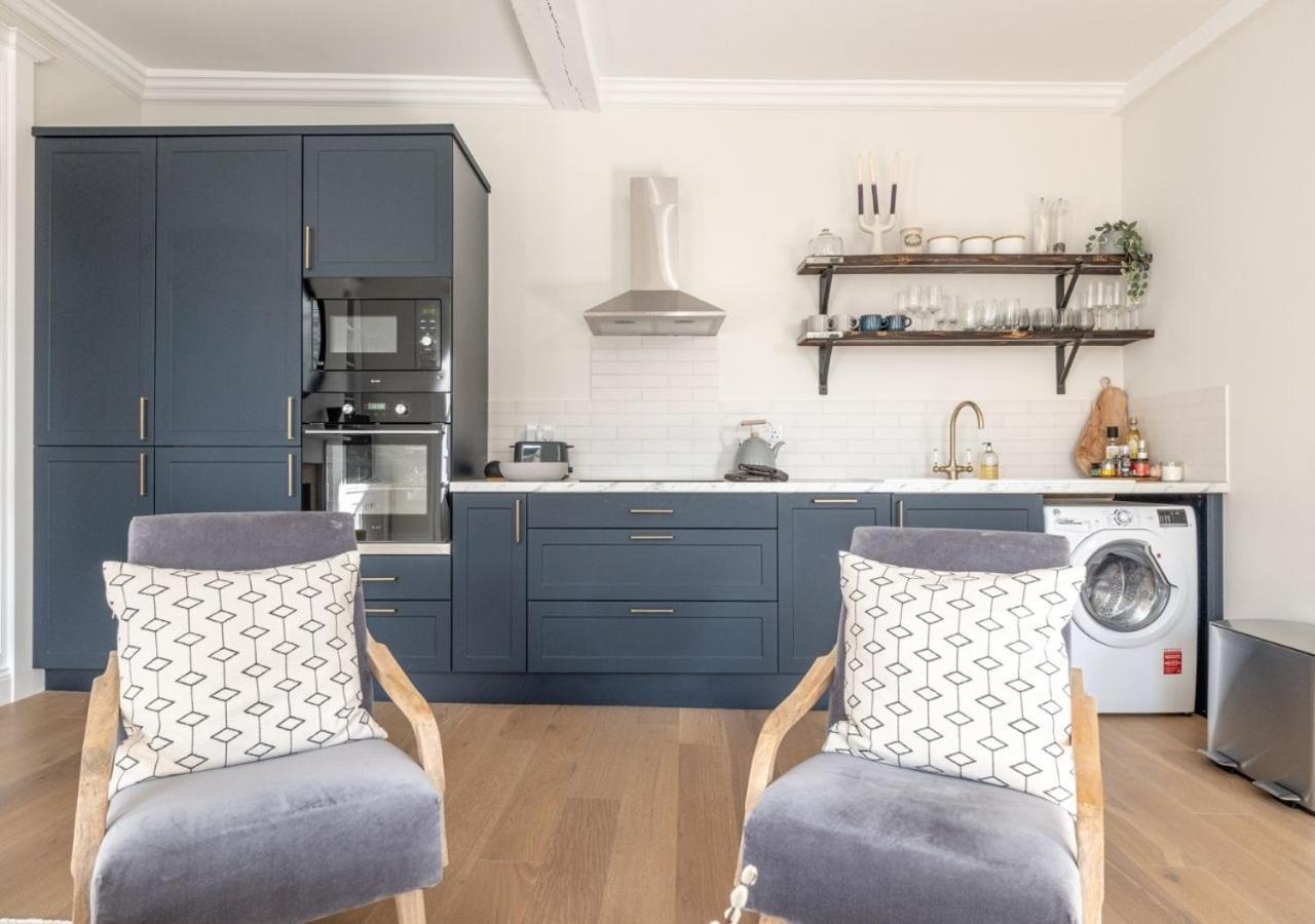 شقة Hitchmans Mews - Stunning 2Bd In Chipping Norton! المظهر الخارجي الصورة