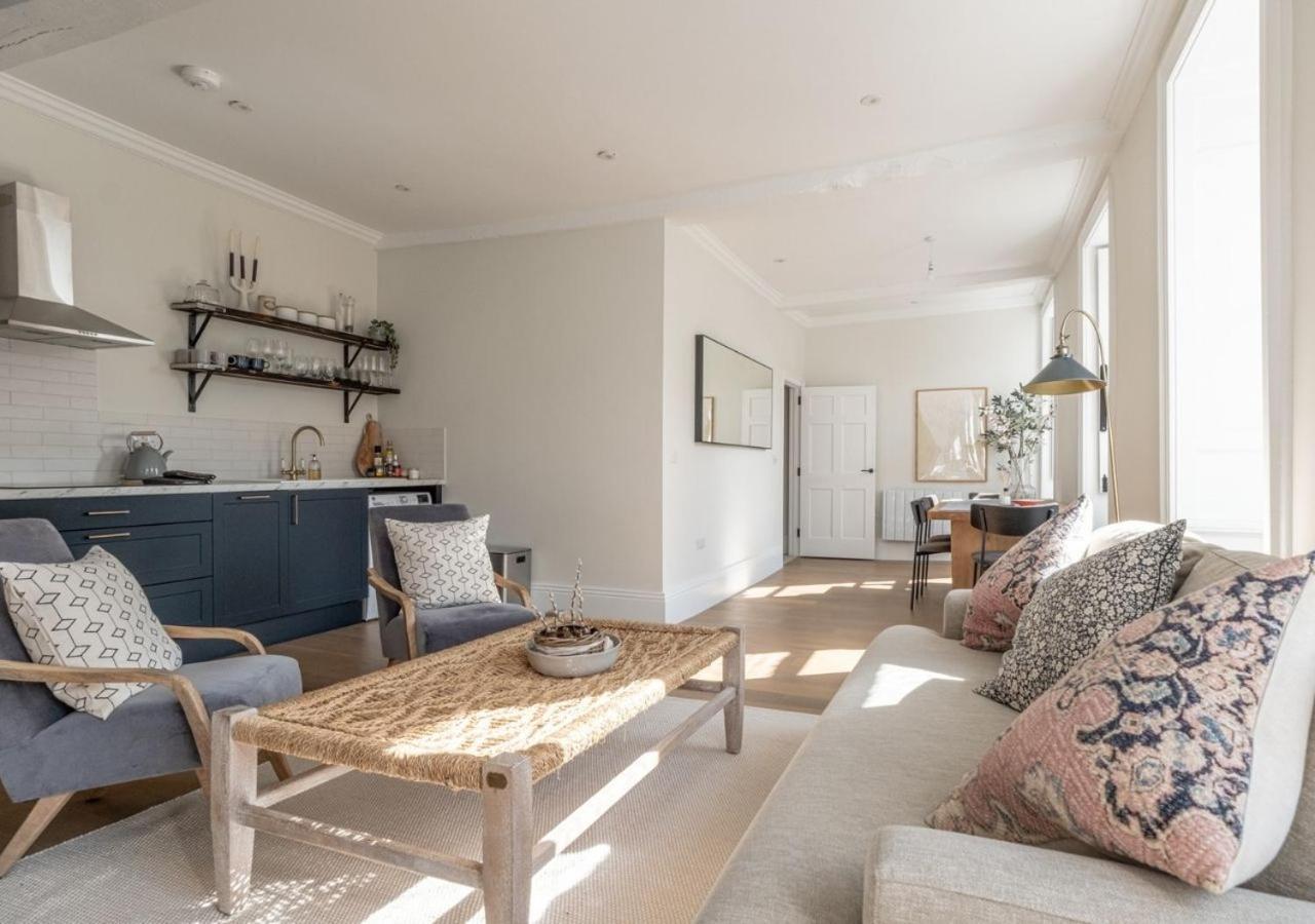 شقة Hitchmans Mews - Stunning 2Bd In Chipping Norton! المظهر الخارجي الصورة